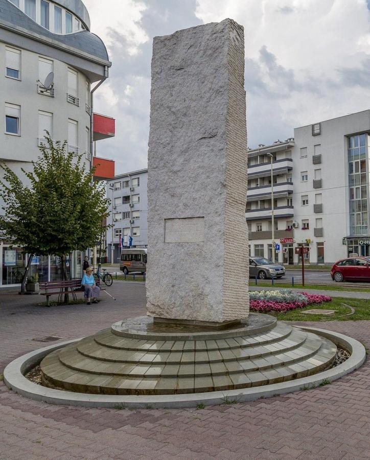 Magnolia Apartment, Osijek - Self Check In Ösek Dış mekan fotoğraf